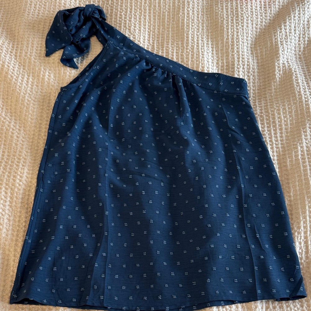 Elegant Navy Blue One-Shoulder Top
